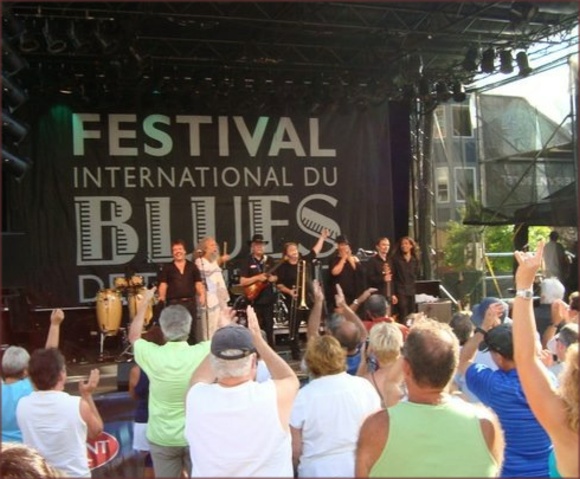 LA Smith with Oxford band at Tremblant Int. Blues Festival